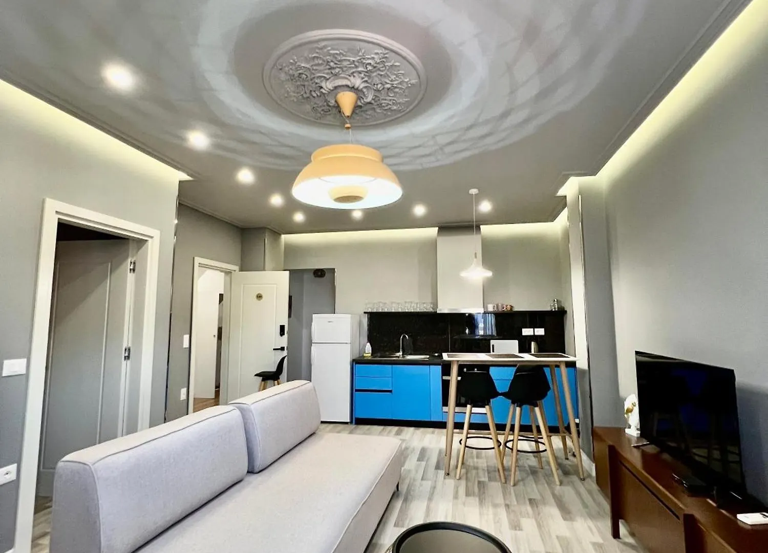 Spiranca Luxury Suites Tiran 0*,  Arnavutluk
