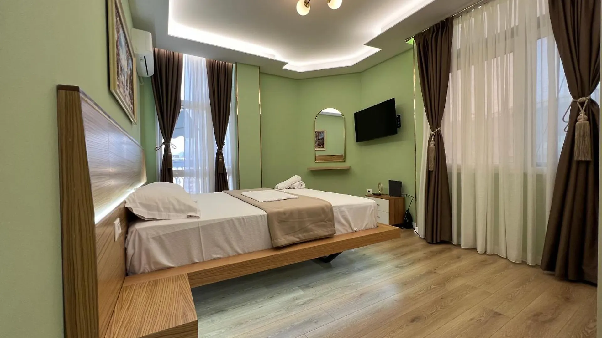 Spiranca Luxury Suites Tirana 0*,